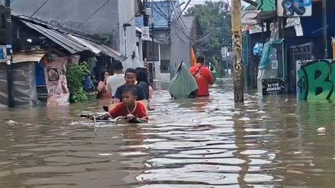Panduan Lengkap Cek Informasi Banjir Tingkat RT di Jakarta Melalui Aplikasi JAKI