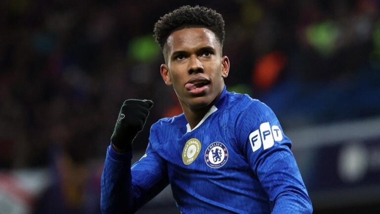 Barcelona Tak Bidik Estevao, Deco Ungkap Alasan Kesamaan dengan Lamine Yamal