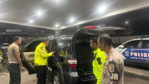 Sopir Fortuner Penimbun Solar Subsidi Kabur, Terjun ke Parit Saat Dibawa ke Pos Polisi