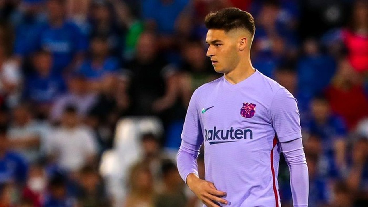 Barcelona Berharap Cuan dari Mika Marmol, Potensi Keuntungan 50 Persen Terbuka Lebar