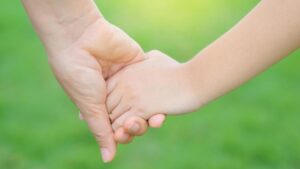 Dessy Purnomo Bantah Blokir Akses, Ungkap Alasan Lindungi Anak dari KDRT Psikologis Mantan Suami