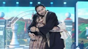 Alasan Kocak Aden Bajaj Gandeng Erat Tangan Anak di Catwalk: Demi Ngerem Shaka!