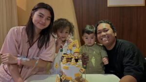 Cesen Eks JKT48 Jalani Operasi Tulang Ekor Setelah 8 Tahun Menahan Sakit