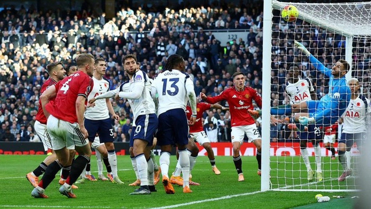 Liga Inggris Pekan Ini: Duel Sengit MU vs Tottenham, Liverpool Hadapi Man City