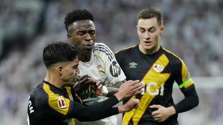 Real Madrid Bungkam Rayo Vallecano 2-1 Berkat Penalti Mbappe di Menit Akhir La Liga Real Madrid Bungkam Rayo Vallecano 2-1 Berkat Penalti Mbappe di Menit Akhir La Liga