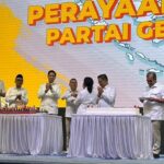 HUT ke-18 Gerindra: Dasco Beri Tumpeng ke Muzani, Titiek Soeharto Sajikan Kue Ulang Tahun