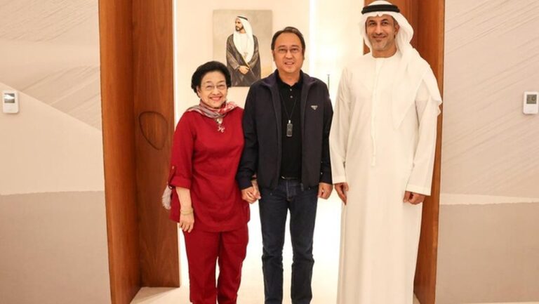 Megawati Diundang Kunjungi Museum Nasional Zayed Abu Dhabi oleh Menteri UEA Megawati Diundang Kunjungi Museum Nasional Zayed Abu Dhabi oleh Menteri UEA