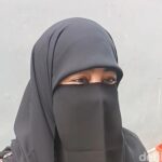 Umi Pipik Sambut Cucu Pertama, Rela ‘Lawan Arah’ Demi Gendong Baby Elara