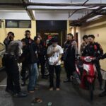 Polda Metro Amankan 2 Remaja Bawa Sajam Diduga Hendak Tawuran di Jaktim
