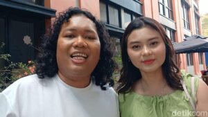 Cesen Eks JKT48 Akui Marshel Widianto Suami Siaga Saat Jalani Operasi Tulang Ekor