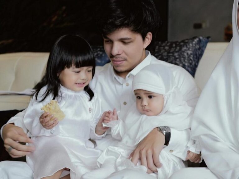 Atta Halilintar Ungkap Pentingnya Bonding dengan Ameena: “Kalau Nggak Lengket, Aku Sedih”