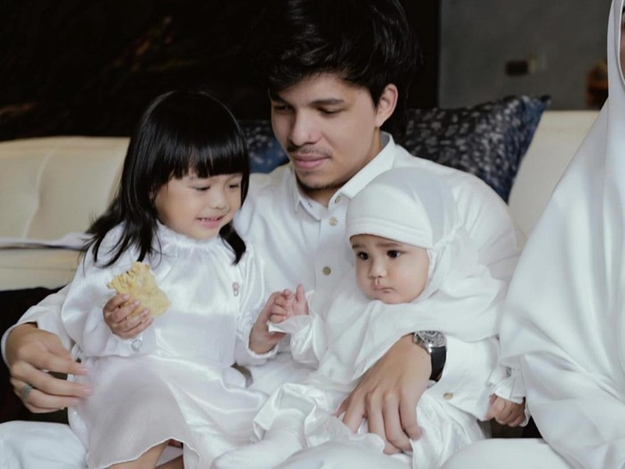 Atta Halilintar Ungkap Pentingnya Bonding dengan Ameena: “Kalau Nggak Lengket, Aku Sedih”