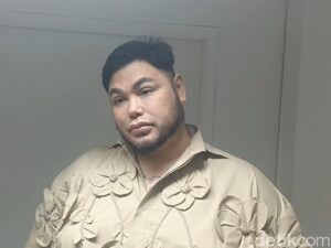 Ivan Gunawan Rencanakan Kurangi Syuting Ramadan Demi Fokus Ibadah dan Masjid Zuraatul Qur’an