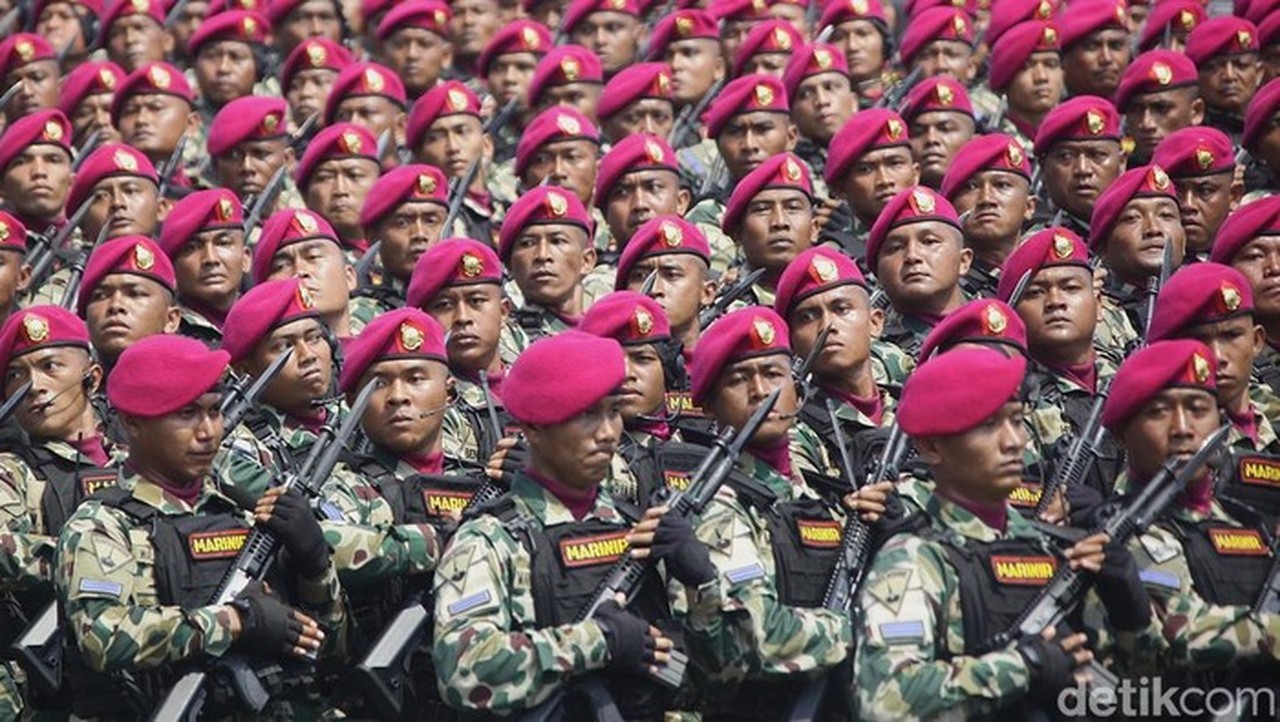 Survei Indikator: Kepercayaan Publik pada TNI Tertinggi, Namun Menurun Akibat Peran yang Meluas