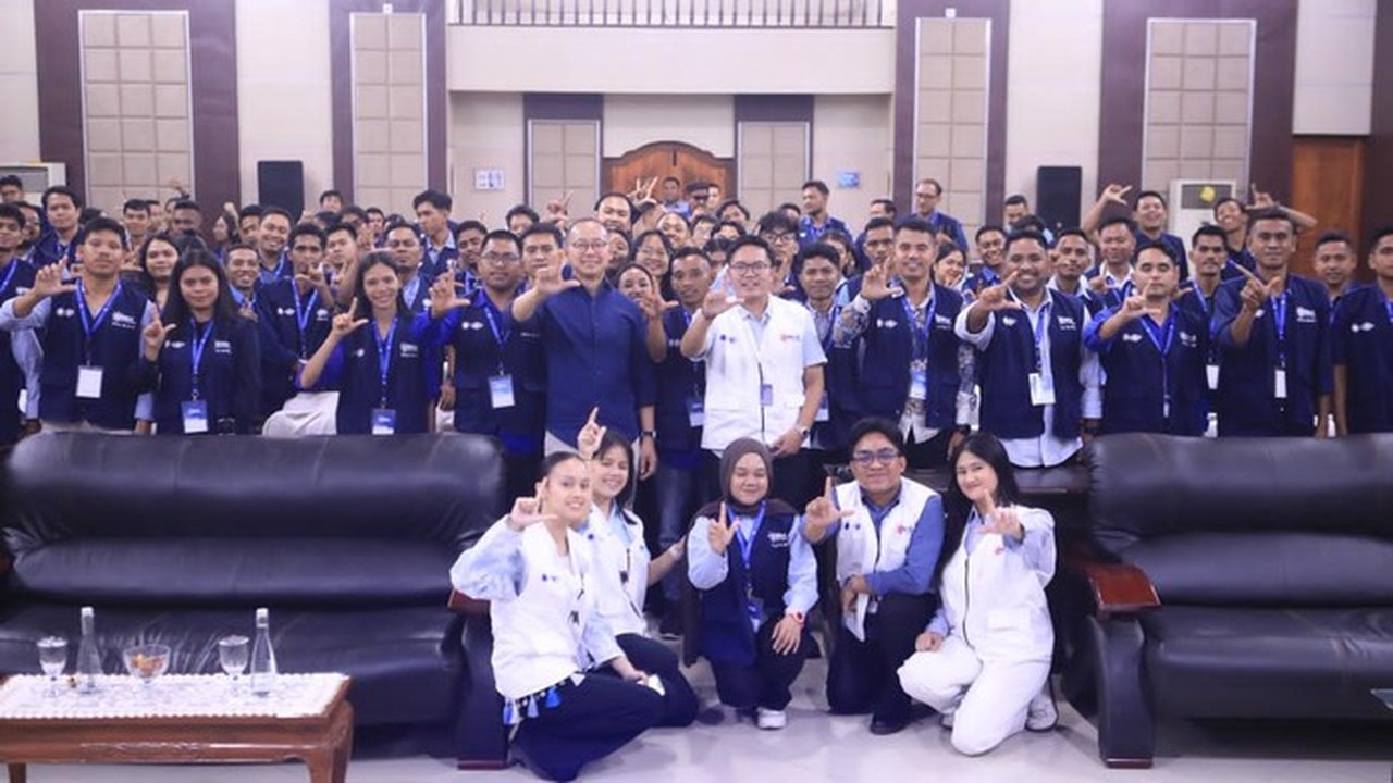 Eddy Soeparno Ajak Generasi Z Salurkan Kepedulian Lewat Jalur Politik