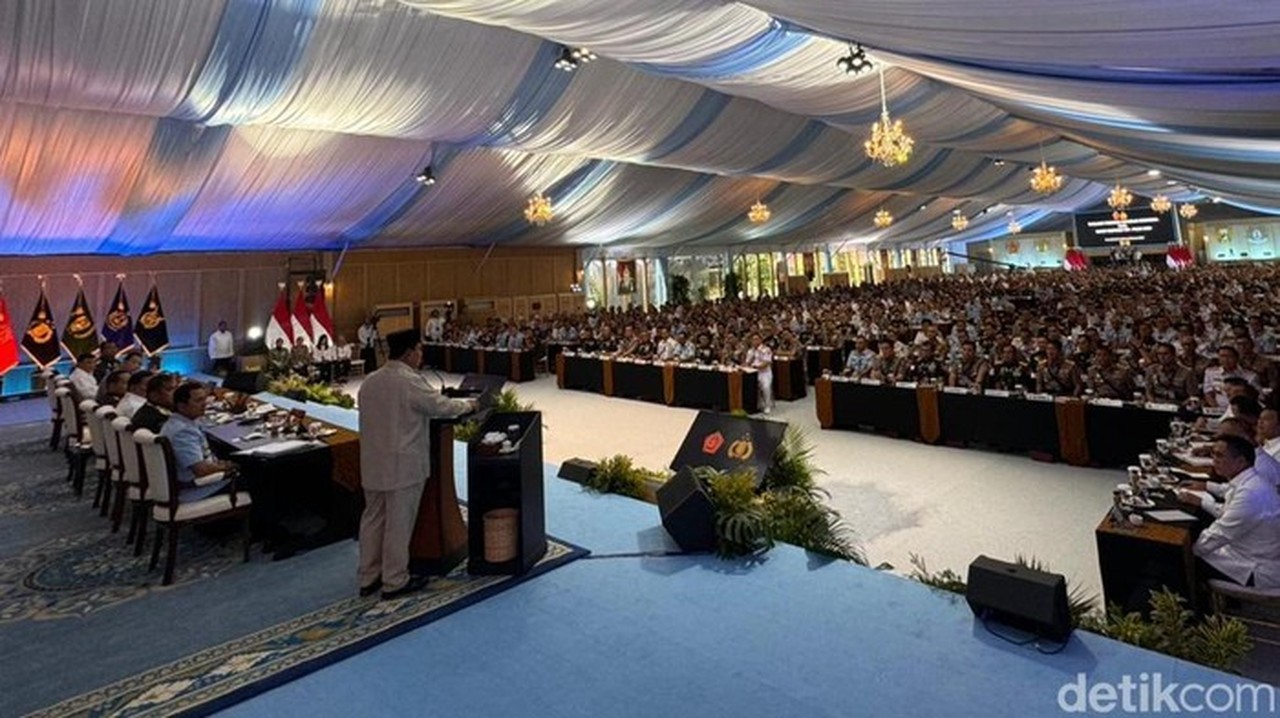 Prabowo Beri Taklimat ke Pimpinan TNI-Polri, Fokus Sinergi Jaga Stabilitas Nasional 2026