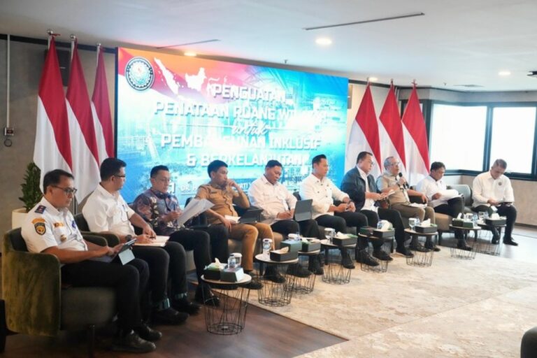 Wamendagri Akhmad Wiyagus: Penataan Ruang Daerah Wajib Selaras Kebijakan Nasional