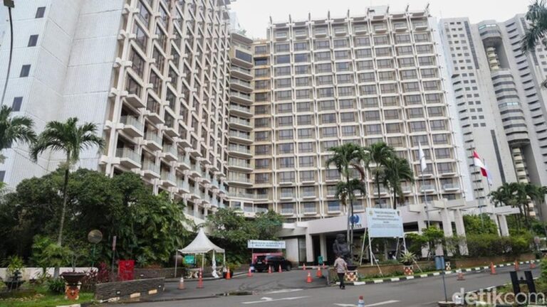 Mensesneg Pastikan Hotel Sultan Tak Ditutup, Pengelolaan Dialihkan ke PPKGBK