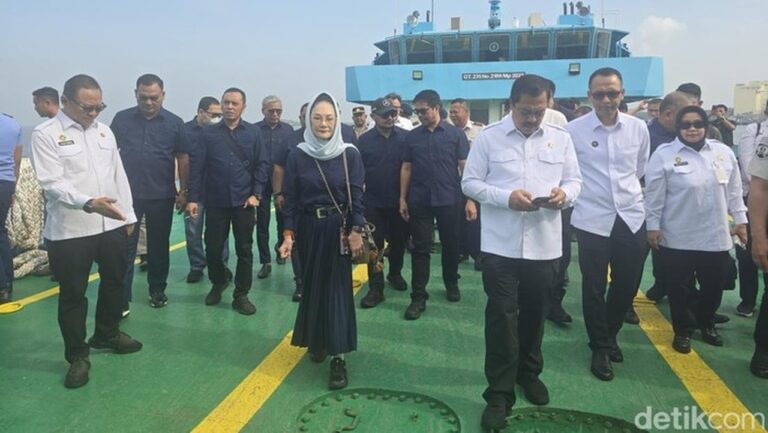 Komisi XIII DPR Tinjau Langsung Pembinaan Narapidana di Nusakambangan Usai Raker dengan Menteri Imigrasi