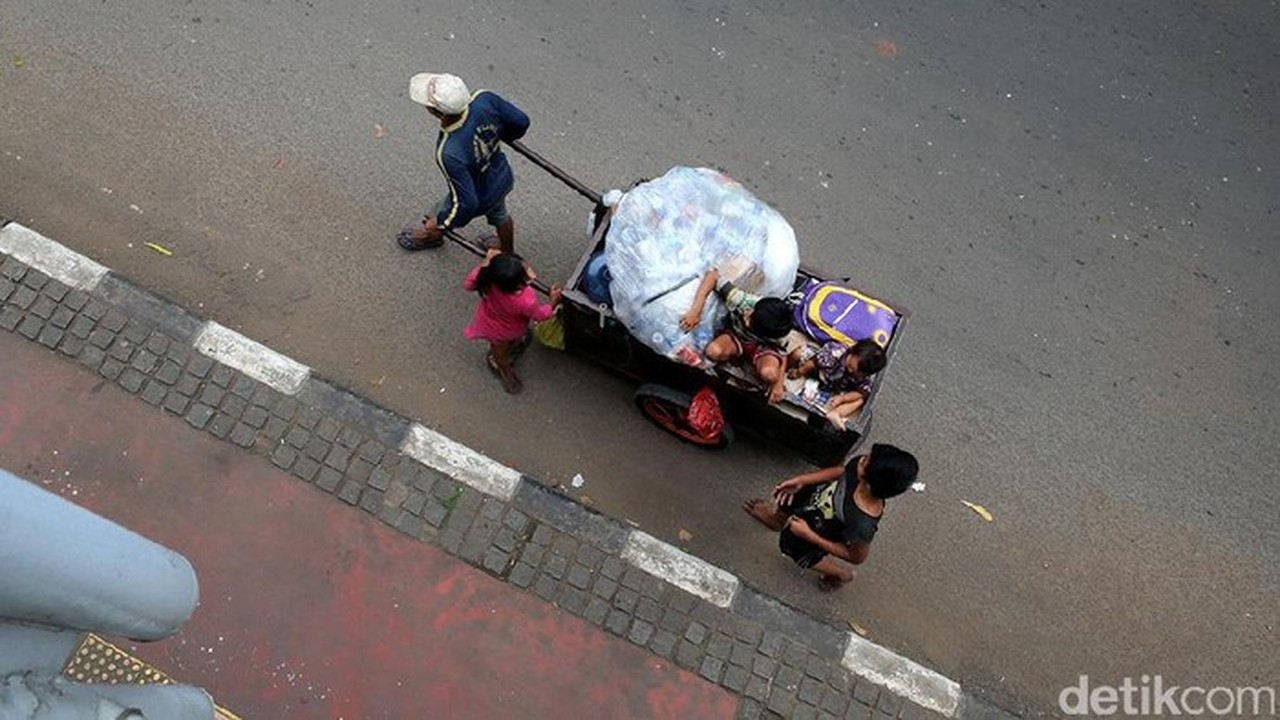Jelang Ramadan, Pemprov DKI Jakarta Siap Tertibkan ‘Manusia Gerobak’