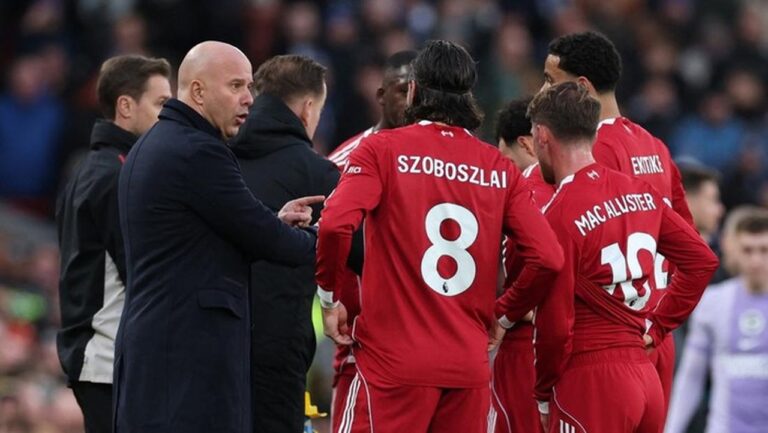 Arne Slot Tegaskan Kegagalan Liverpool Jika Gagal Tembus Liga Champions Musim Ini