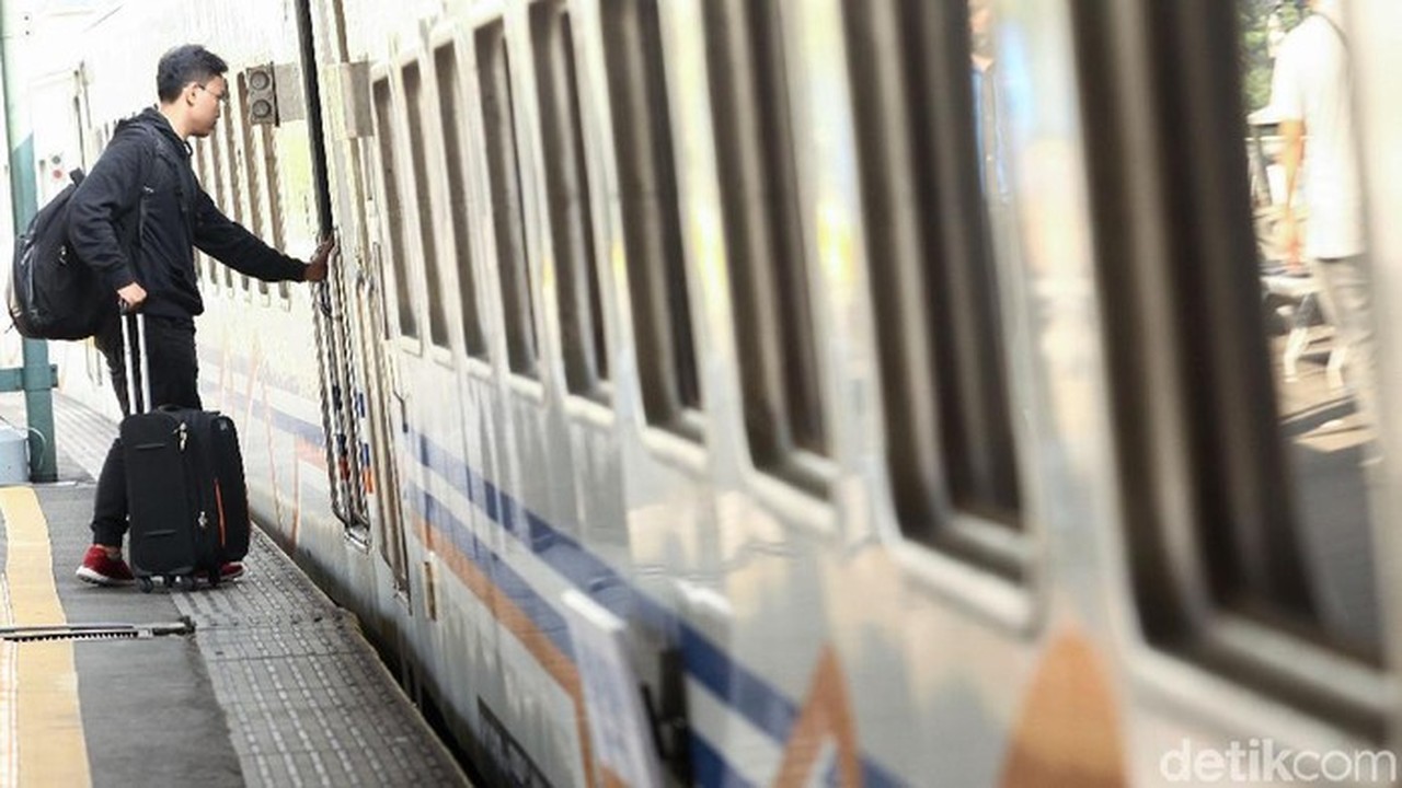 PT KAI Luncurkan Kereta Tambahan Lebaran 2026, Tiket Mulai Dijual 11 Februari