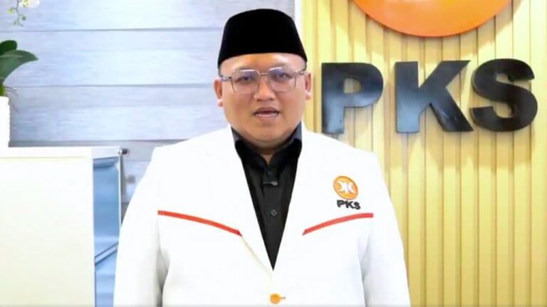 Sekjen PKS Sarankan Menteri Keuangan dan KKP Selesaikan Perbedaan Anggaran Kapal di Rapat Kabinet