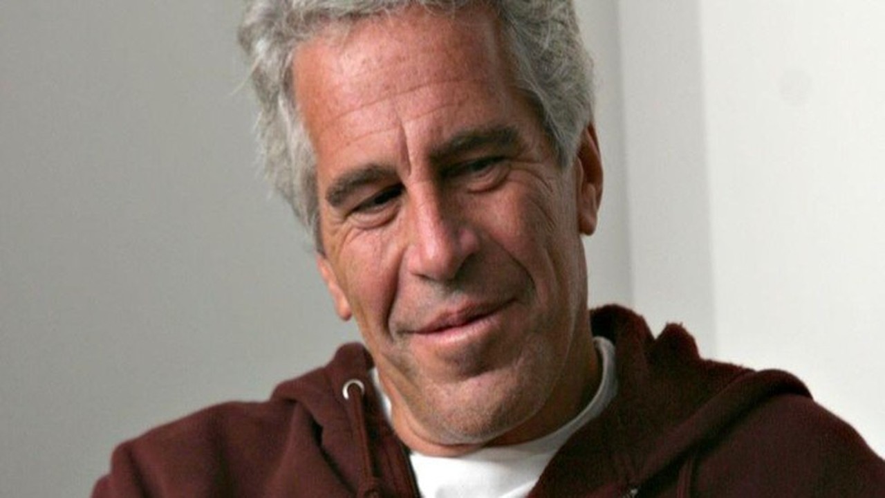 AC Milan Terseret dalam Dokumen Kasus Kejahatan Seksual Jeffrey Epstein AC Milan Terseret dalam Dokumen Kasus Kejahatan Seksual Jeffrey Epstein