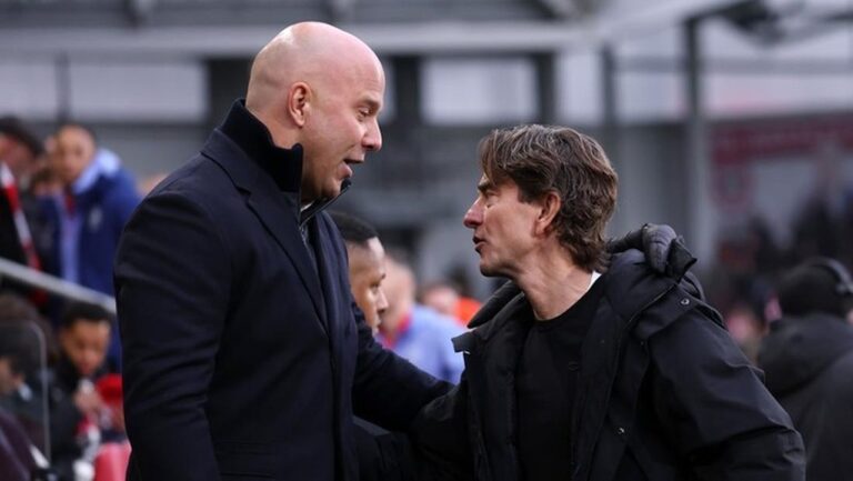 Arne Slot dan Thomas Frank Masuk Bursa Kandidat Pemecatan Manajer Liga Inggris 2026