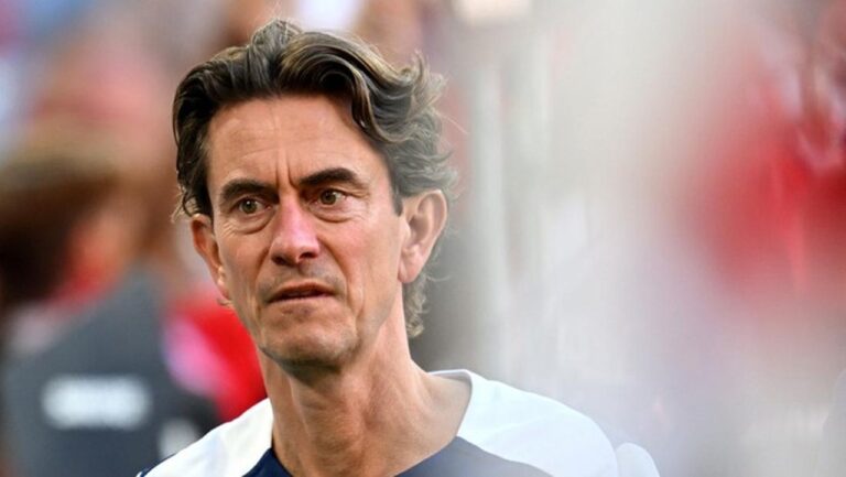 Thomas Frank Dipecat Tottenham Hotspur, Kursi Panas Premier League Makin Memanas