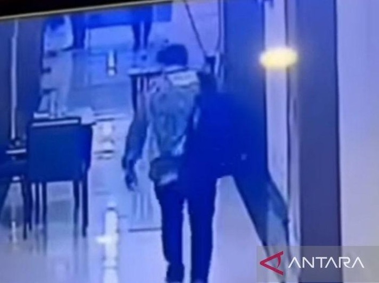 Pencurian di Hotel Bintang 5 Jakarta Terekam CCTV, Polisi Buru Pelaku Bermasker