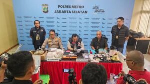 Kreator Konten Jaksel Ditangkap karena Tanam Ganja, Istri Ikut Tersangka