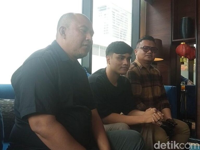 Ressa Rizky Akui Masih Canggung Panggil Denada ‘Mbak’, Bukan ‘Ibu’