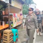 Satpol PP Cilincing Klarifikasi Kedai Bakso: Bukan Serobot Trotoar, Tapi Lahan Masjid
