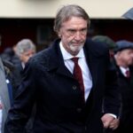 Sir Jim Ratcliffe Akui Tak Populer di Man United, Fokus Benahi Keuangan Klub