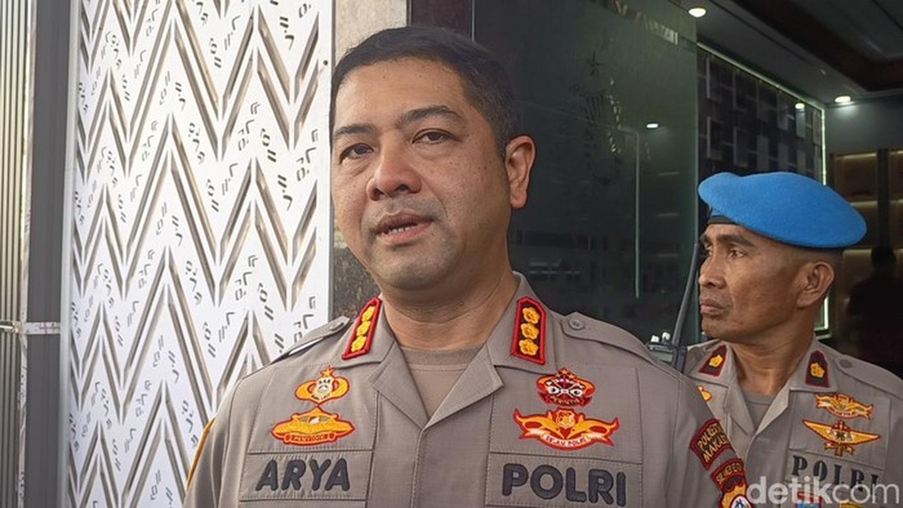 Terlilit Utang, Emak-emak di Makassar Bakar Toko Emas Lalu Curi Perhiasan Rp 2 Miliar