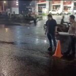 Jalan Berlubang di Ciputat Renggut Korban, Polisi Pasang Traffic Cone Sebagai Peringatan