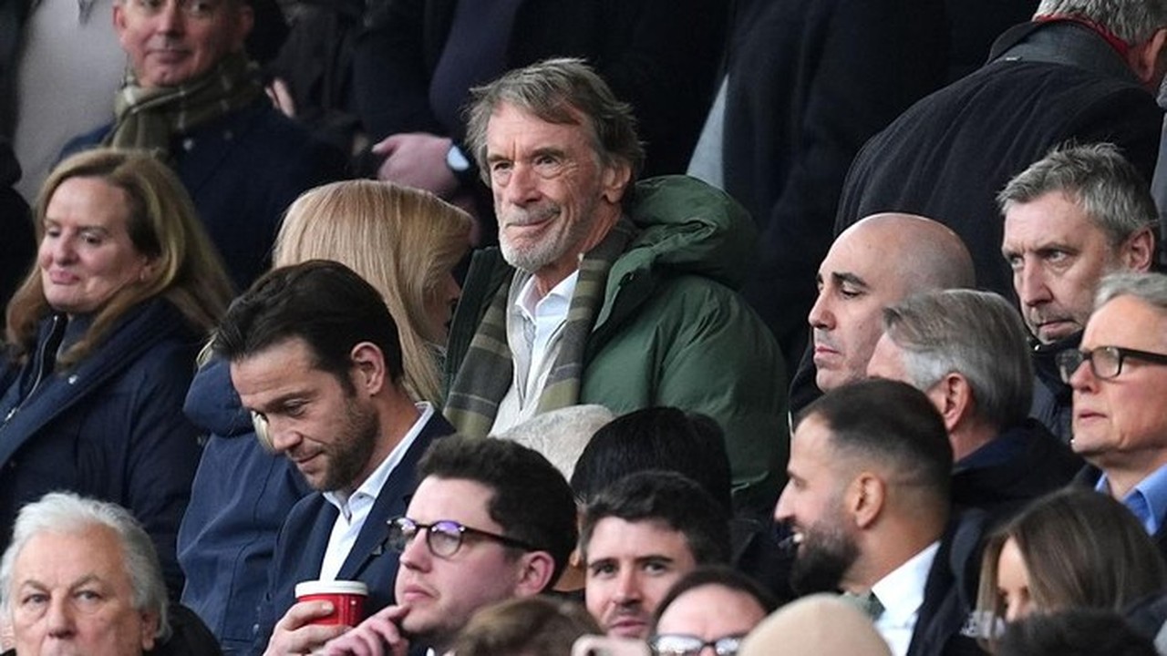 Co-owner Manchester United Sir Jim Ratcliffe Minta Maaf Usai Sebut Inggris Dijajah Imigran