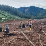 Longsor Cisarua: 78 Jasad Ditemukan, Tim SAR Masih Buru 2 Korban Hilang