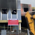 Gudang Pestisida Terbakar di Tangsel, Polisi Pasang Garis Polisi dan KLH Pasang Peringatan