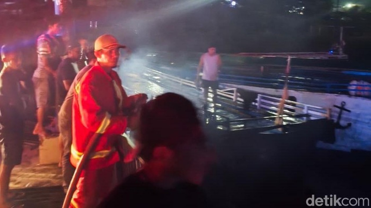 Puntung Rokok Diduga Pemicu Kebakaran 4 Kapal Wisata di Labuan Bajo