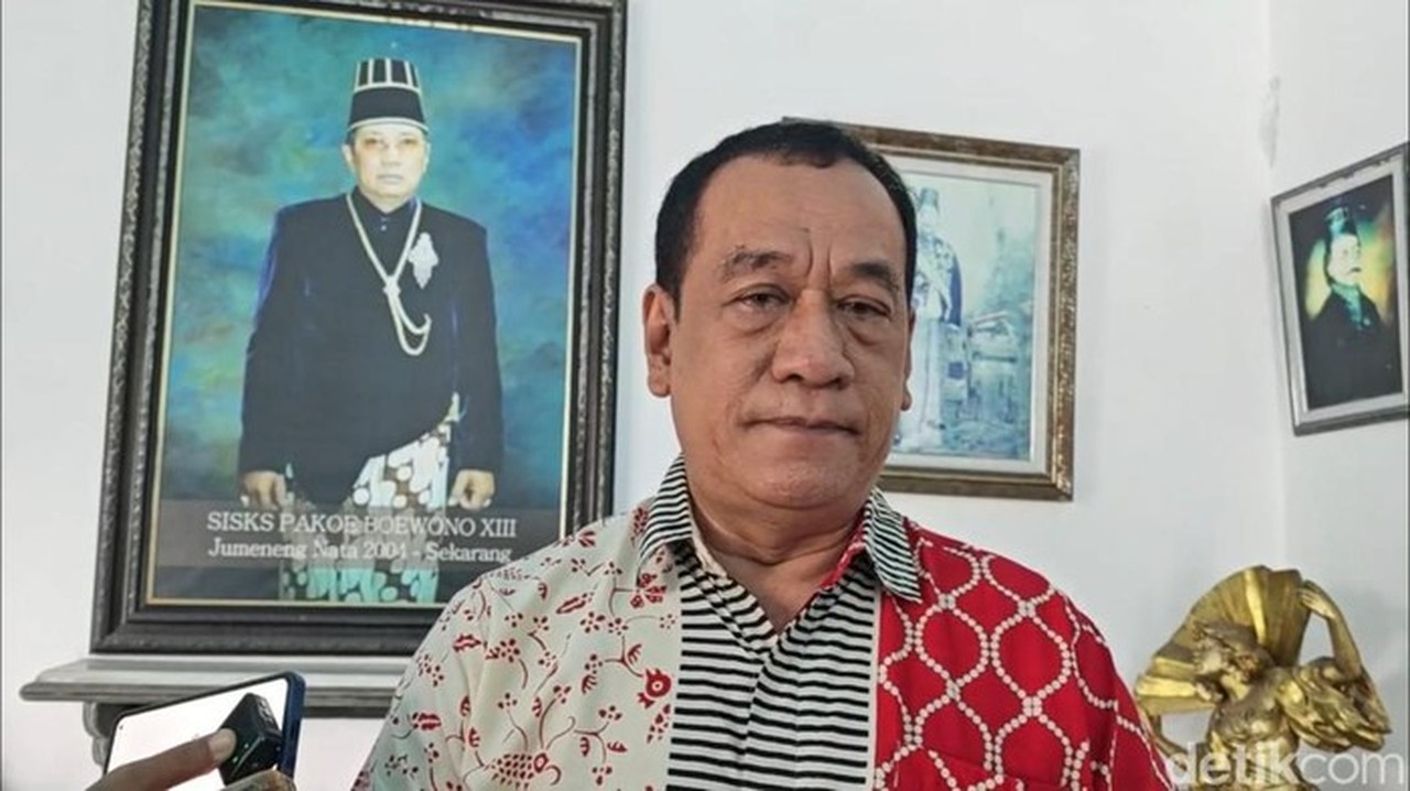 Dewan Adat Solo Nilai Pergantian Nama PB XIV Purbaya Rentan Disalahgunakan Dewan Adat Solo Nilai Pergantian Nama PB XIV Purbaya Rentan Disalahgunakan