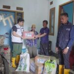 BRI Peduli Bersih-bersih Masjid dan Salurkan Bantuan untuk Korban Longsor Cisarua