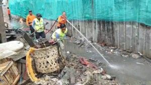 Pemkot Bogor Bersama TNI-Polri Tertibkan Lapak PKL Surya Kencana