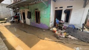 Warga Babakan Madang Bogor Dilanda Kecemasan Akibat Banjir Susulan yang Mengancam