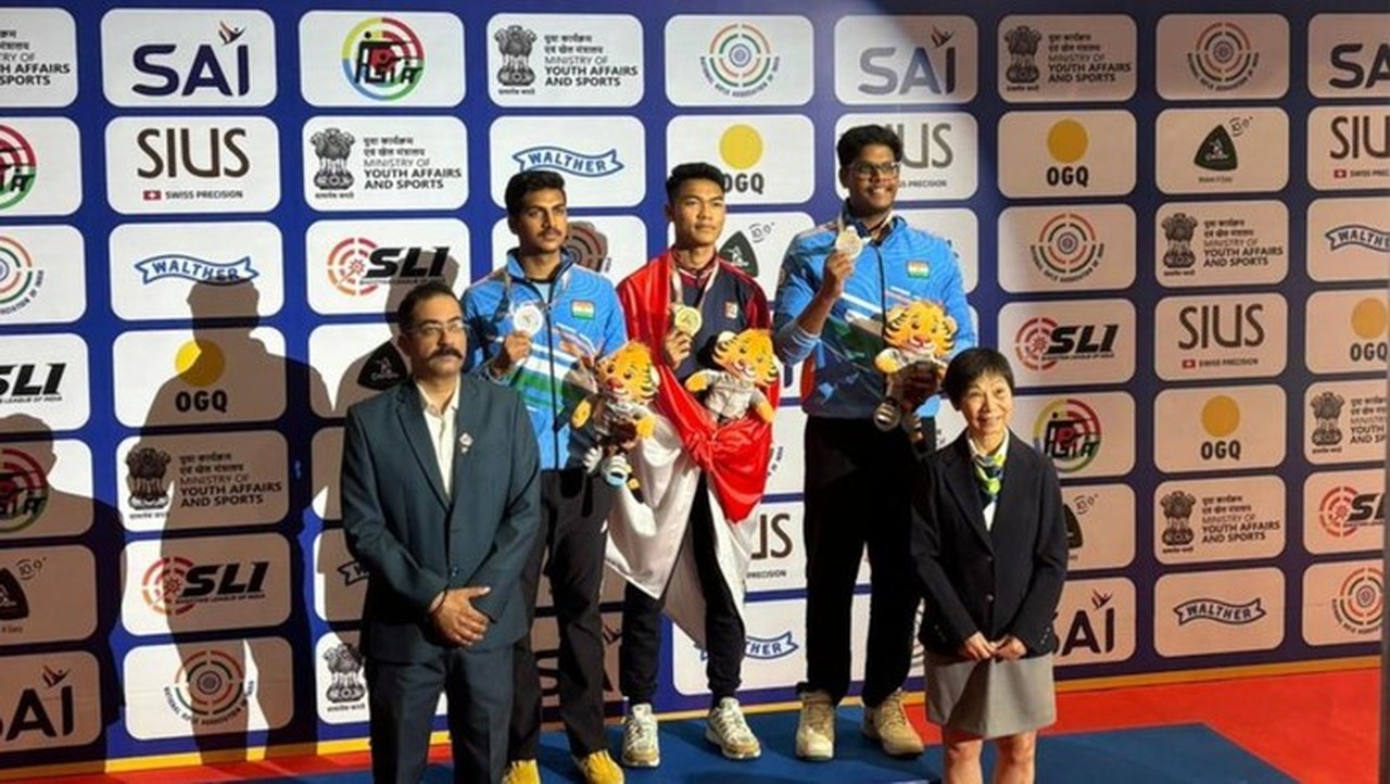 Briptu Fawwaz Pecahkan Rekor Dunia, Raih Emas Asian Rifle Championship di India Briptu Fawwaz Pecahkan Rekor Dunia, Raih Emas Asian Rifle Championship di India