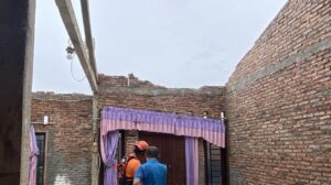 Angin Kencang Terjang Pakansari Bogor, 71 Rumah Rusak Ringan dan Atap Stadion Roboh