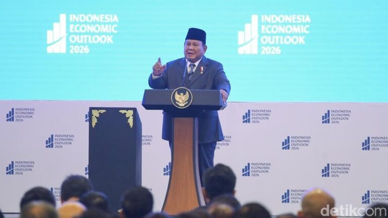 Prabowo Puji Kabinetnya: “Mereka Sungguh-sungguh Putra Putri Terbaik Bangsa” Prabowo Puji Kabinetnya: “Mereka Sungguh-sungguh Putra Putri Terbaik Bangsa”