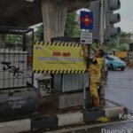 Waspada Jalan Berlubang, Pemprov DKI Pasang Spanduk Peringatan di Lima Wilayah