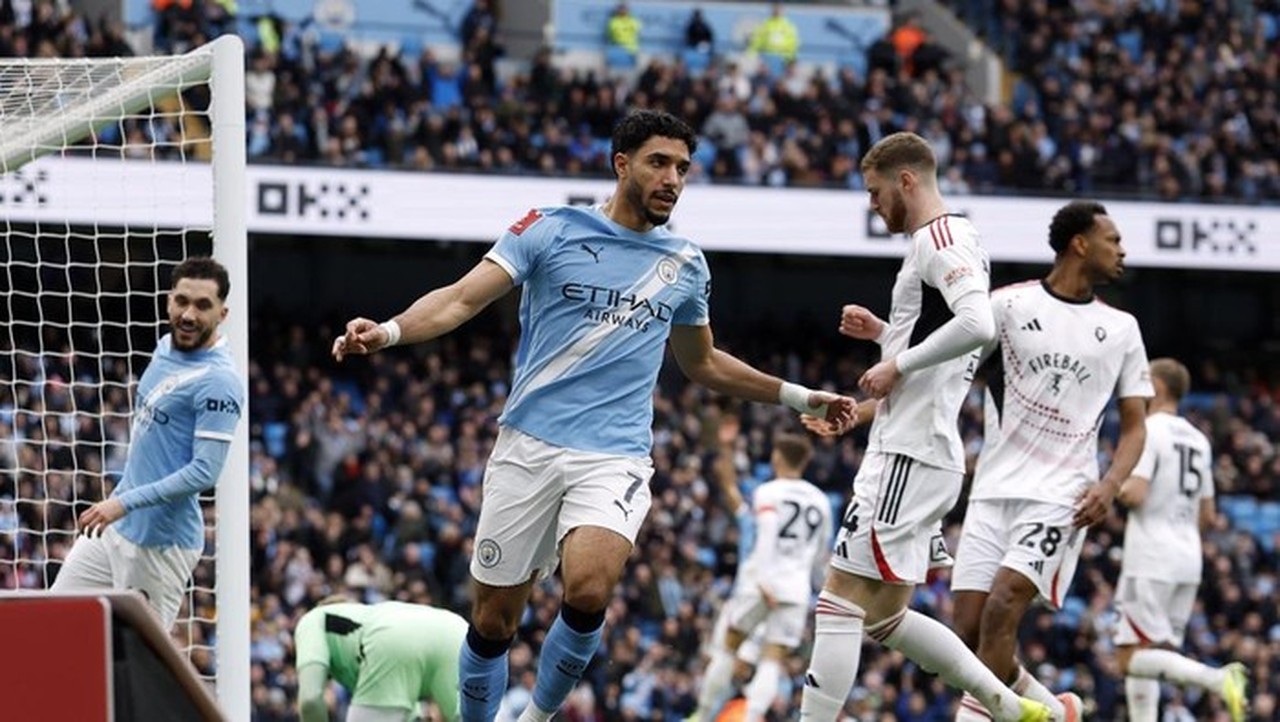 Manchester City Lolos ke Babak Kelima Piala FA Usai Taklukkan Salford City 2-0